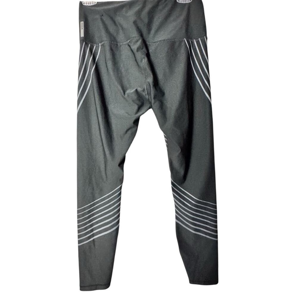 RBK Athletic Sporty Striped Leggings Sz With Hidden Pock Sz M